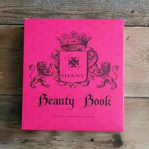 BNIB Huge SHANY Makeup Lot